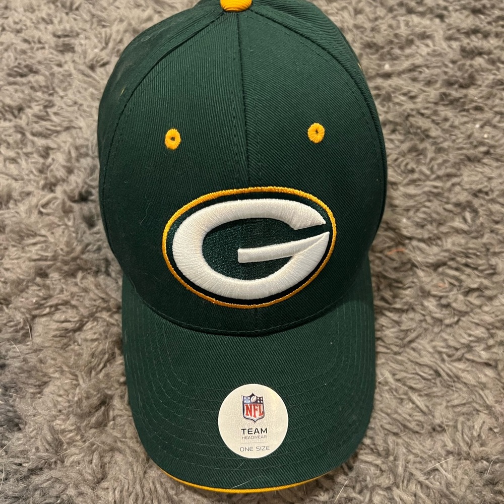 Brand new never worn Green Bay Packers hat